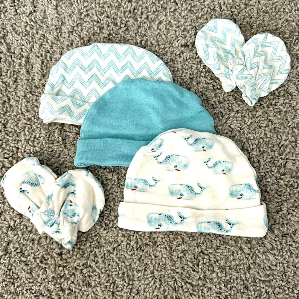 Newborn hat and mit bundle